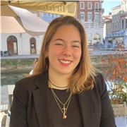 Offro lezioni private a bambini e ragazzi di scuole elementari e medie, anche con lingua d’insegnamento slovena.